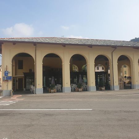 Cafe Del Peso Hotel Cavour Luaran gambar