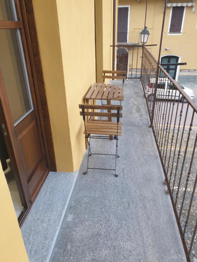 Cafe Del Peso Hotel Cavour Luaran gambar